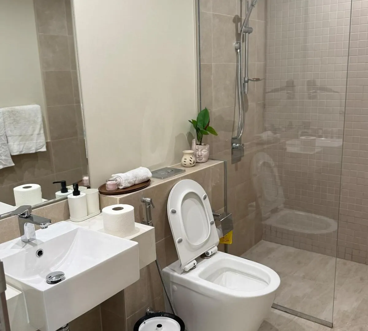 Luxury 2 Bedroom Spectacular Downtown And Sea View Next To Metro Dubai 0*,  United Arab Emirates