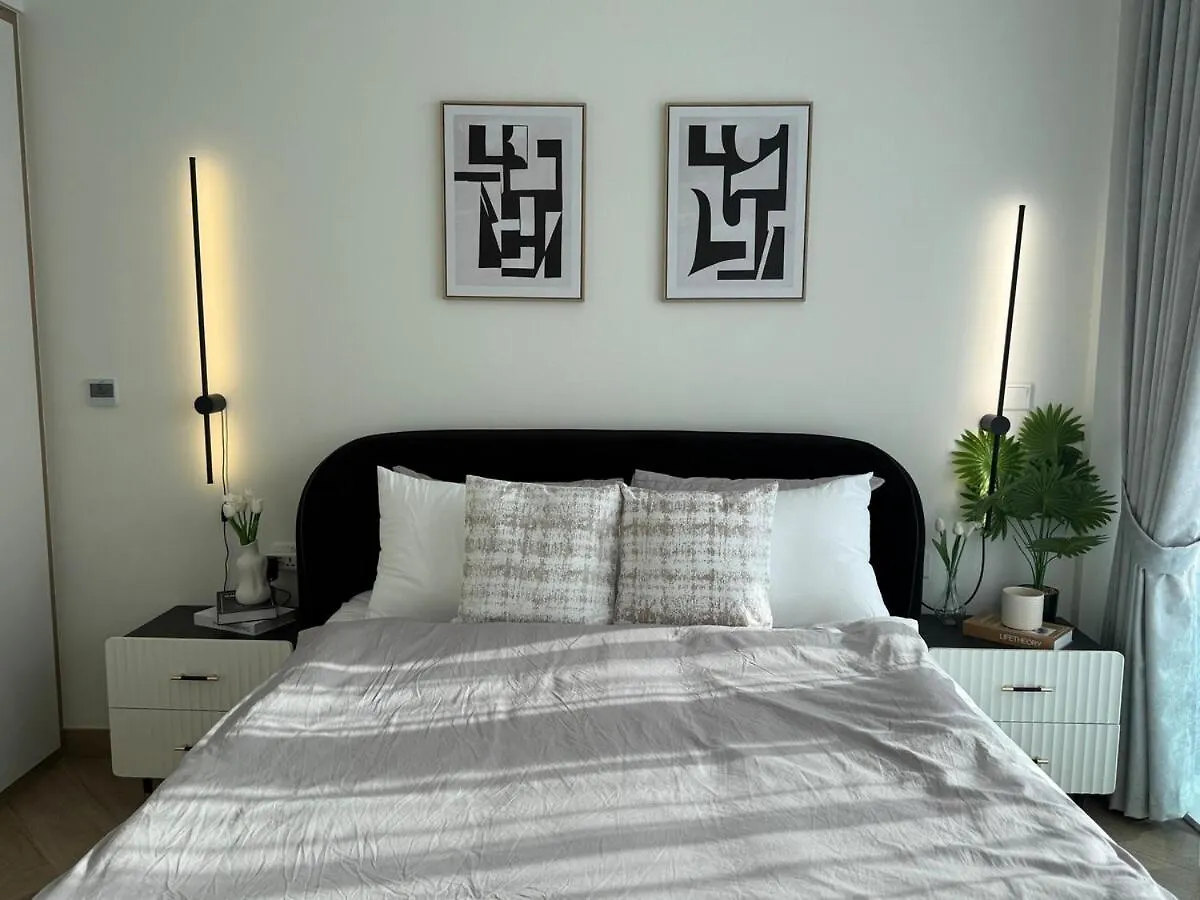 Luxury 2 Bedroom Spectacular Downtown And Sea View Next To Metro Dubai